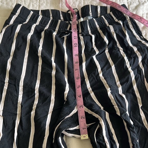 H&M Striped Pull On Pants - Picture 3 of 7